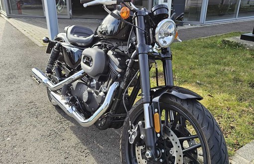 Harley Davidson Roadster 